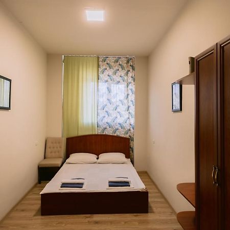 Gyumri Apart Hotel Екстериор снимка